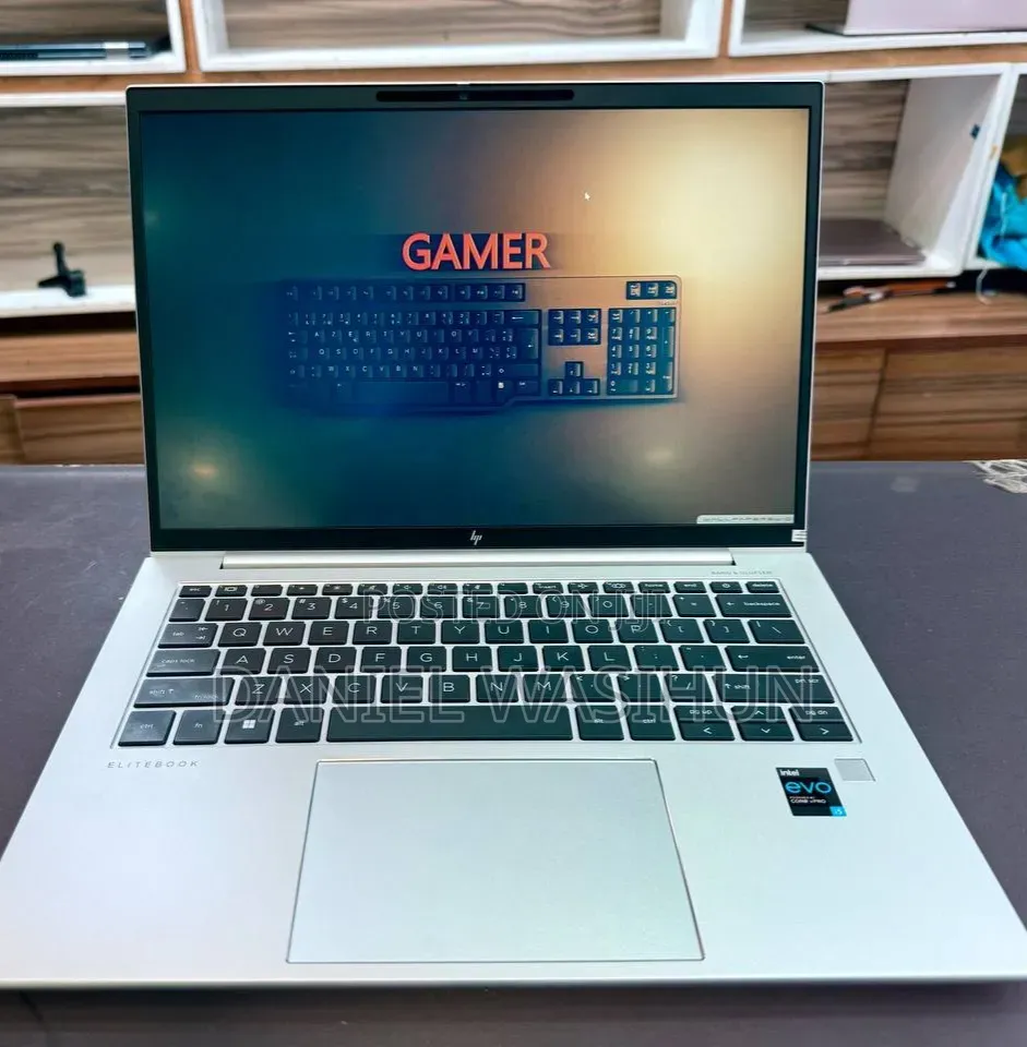 New Laptop HP EliteBook 840 G10 16GB Intel Core i5 SSD 512GB