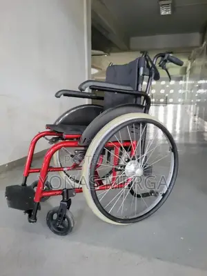 European Stronger Wheelchair裘布wheels for Smooth Steering.