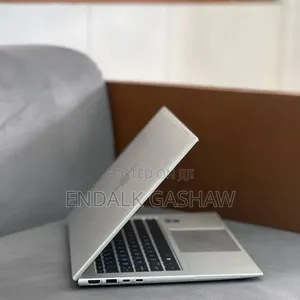New Laptop HP EliteBook 840 G10 16GB Intel Core i7 SSD 512GB