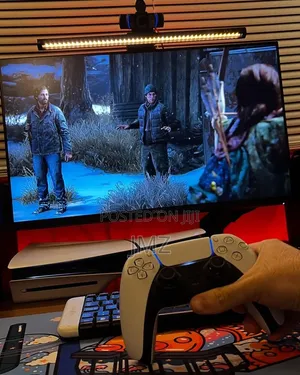 PlayStation 5 FAT
2 Controllerrss With Fc26