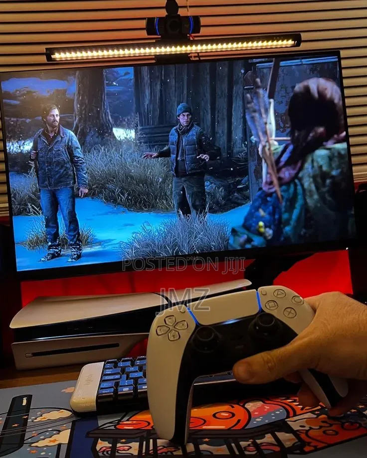 PlayStation 5 FAT
2 Controllerrss With Fc26