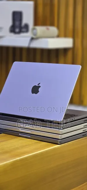 New Laptop Apple MacBook Pro 2021 M1 16GB Apple M1 SSD 512GB