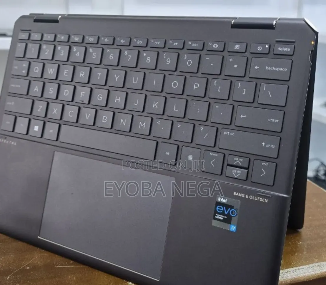 New Laptop HP Spectre X360 16GB Intel Core i7 SSD 512GB