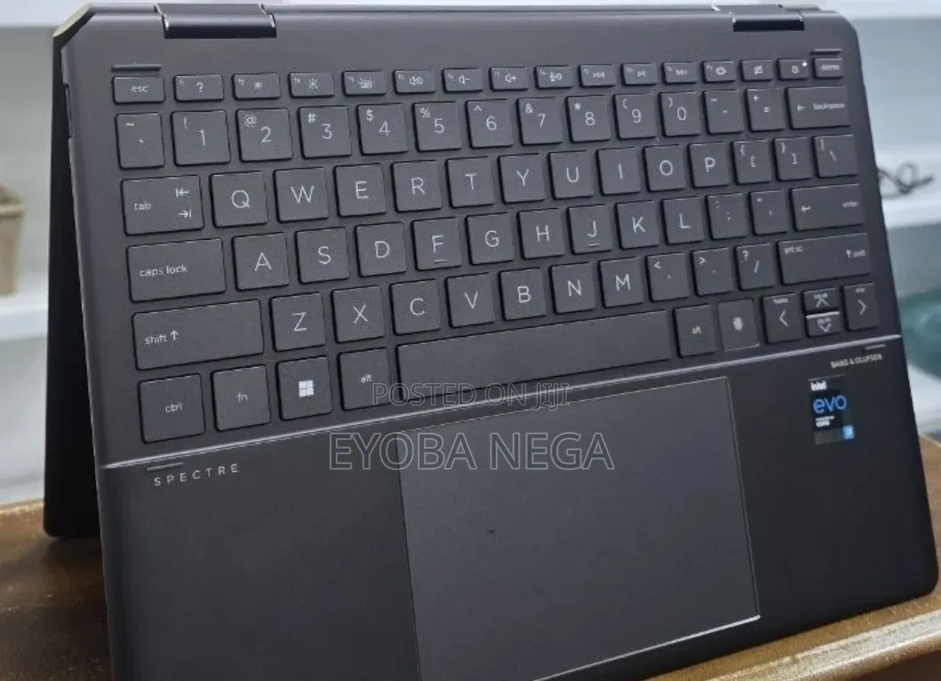 New Laptop HP Spectre X360 16GB Intel Core i7 SSD 512GB