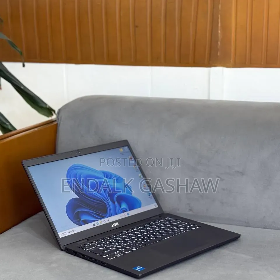 New Laptop Dell Latitude 7420 12GB Intel Core i7 SSD 512GB