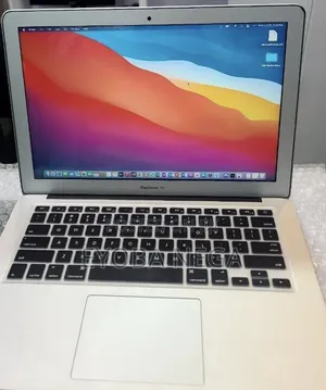 Laptop Apple MacBook Air 2017 8GB Intel Core i5 SSD 128GB