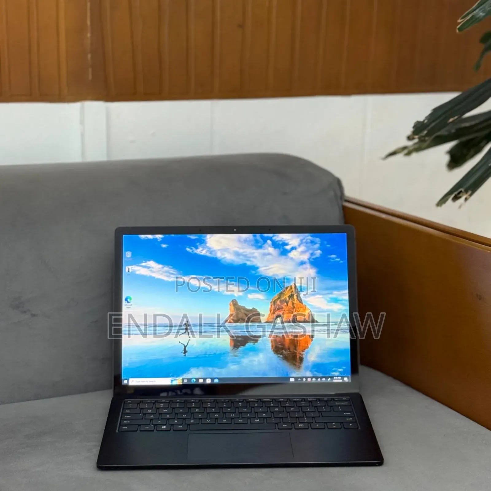 New Laptop Microsoft Surface Laptop 4 16GB Intel Core i7 SSD 512GB
