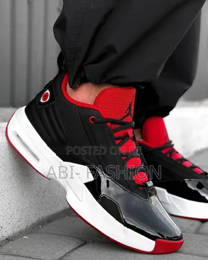 Nike Jordan Max Aura 6 Made in Vietnam