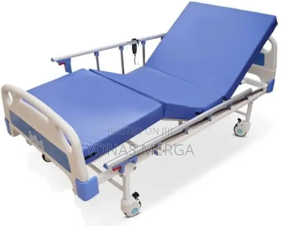 Hospital bed恕占Surface Material: Foam Mattress