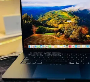 New Laptop Apple MacBook Air 2024 M3 8GB Apple M3 SSD 256GB