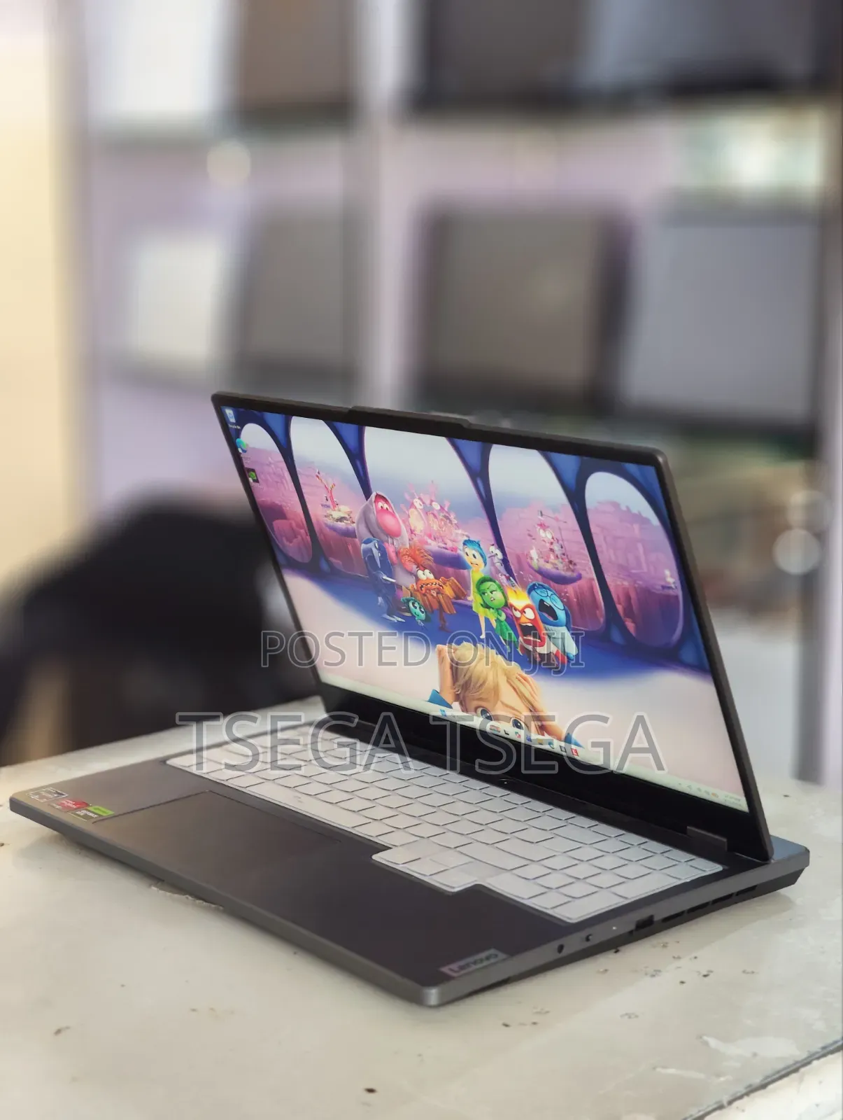 New Laptop Lenovo Legion 5 16GB AMD Ryzen 7 SSD 512GB