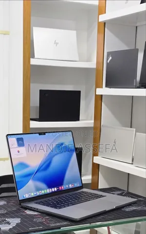 New Laptop Apple MacBook Pro 2021 M1 32GB Apple M1 Max SSD 512GB