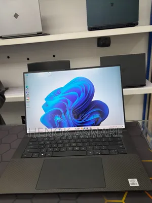 New Laptop Dell XPS 15 16GB Intel Core i7 SSD 512GB