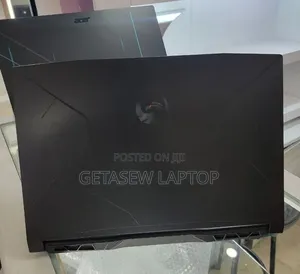 Laptop MSI 16GB AMD Ryzen 5 SSD 512GB