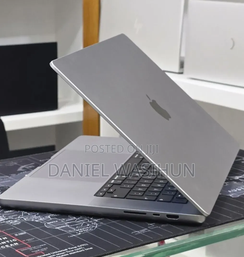 New Laptop Apple MacBook Pro 2021 M1 Max 32GB Apple M1 Max SSD 512GB