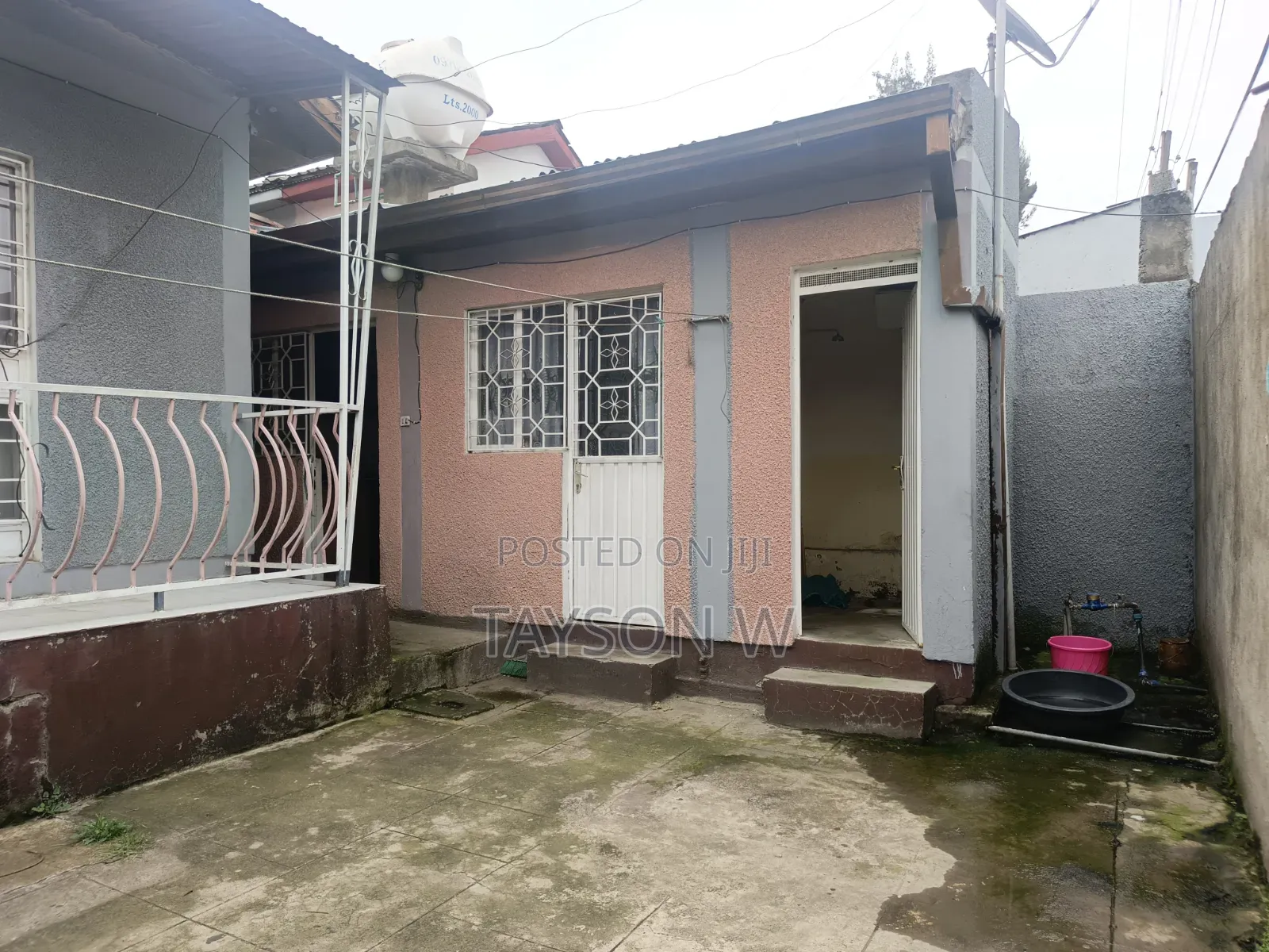 4bdrm House in Addis Ababa Cmc, Bole for sale
