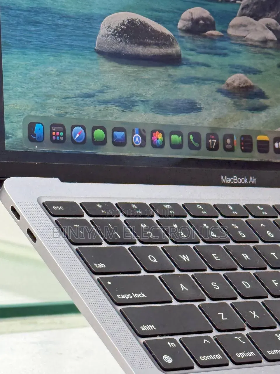 New Laptop Apple MacBook Air 2020 M1 8GB Apple M1 SSD 512GB