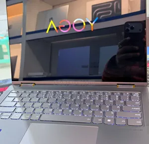 New Laptop Lenovo Yoga 7i 16GB Intel Core Ultra 7 SSD 512GB