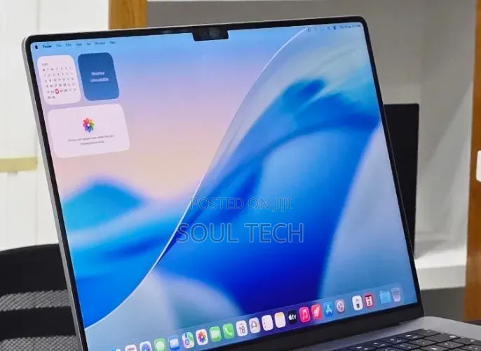 New Laptop Apple MacBook Pro 2021 M1 32GB Apple M2 SSD 512GB