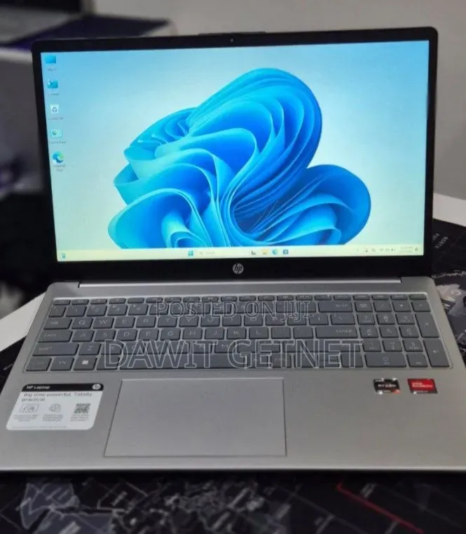 New Laptop HP Stream Notebook 16GB Intel Core i5 SSD 256GB
