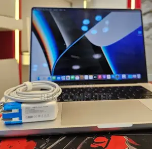 New Laptop Apple MacBook Pro 2021 M1 16GB Apple M1 SSD 512GB