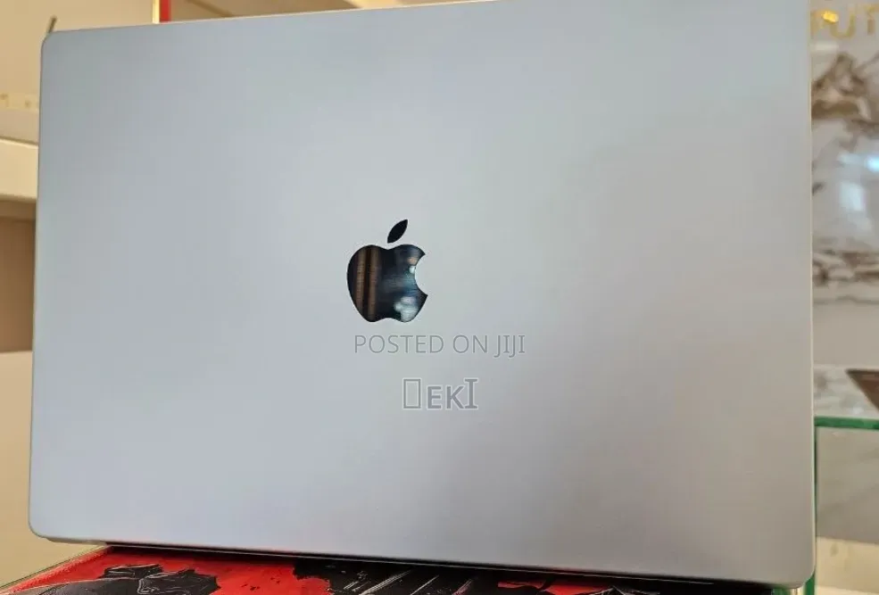 New Laptop Apple MacBook Pro 2021 M1 16GB Apple M1 SSD 512GB
