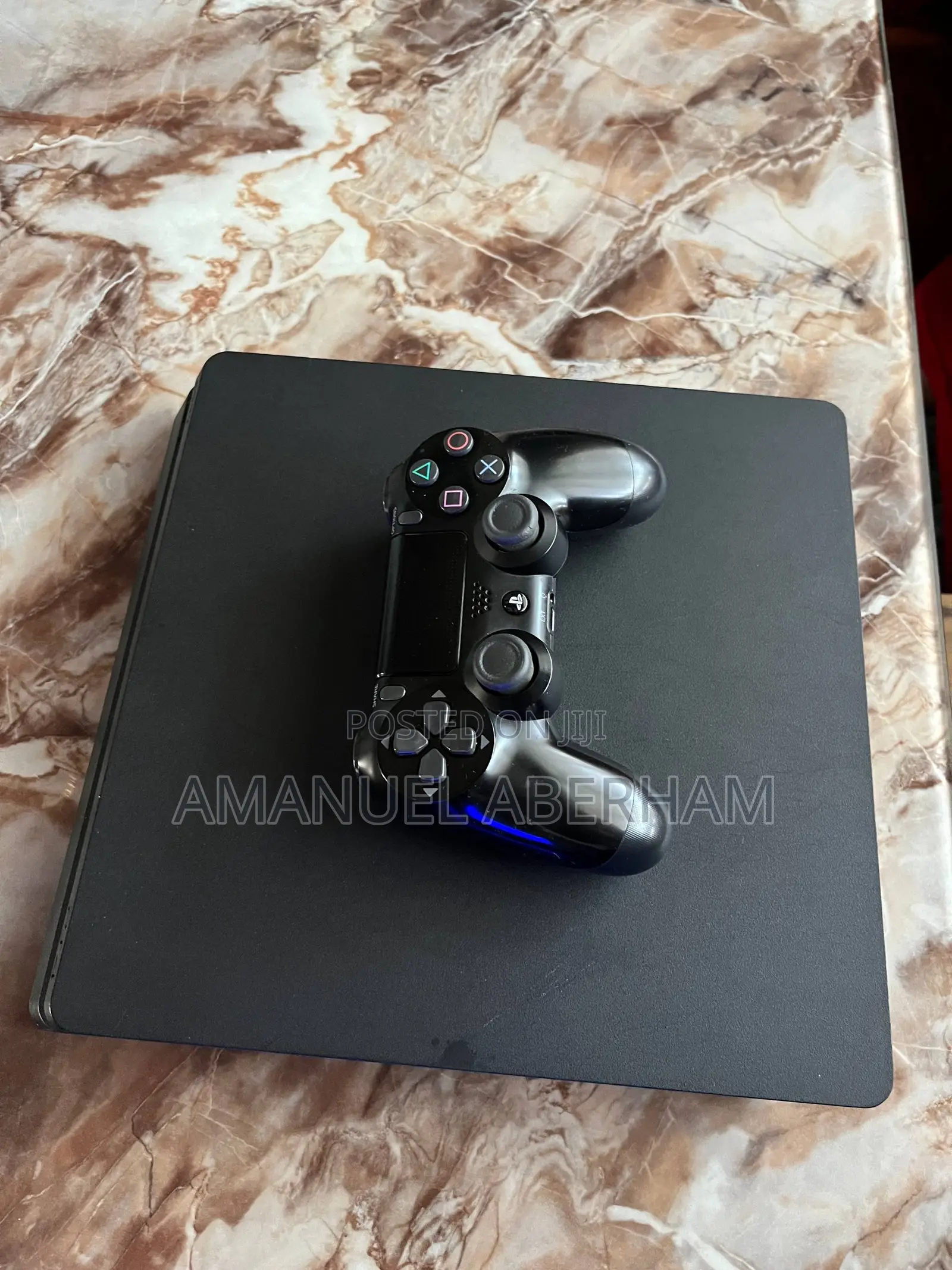 PlayStation4 Slim