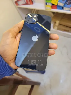New Apple iPhone 13 128 GB Black