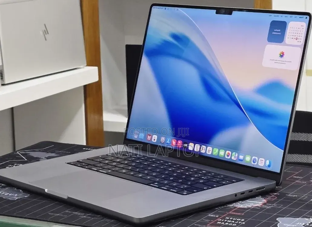 New Laptop Apple MacBook Pro 2021 M1 Max 32GB Apple M1 Max SSD 512GB