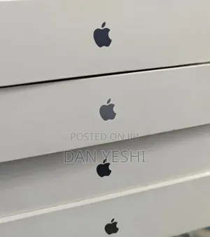 New Laptop Apple MacBook Air 16GB Apple M5 SSD 512GB