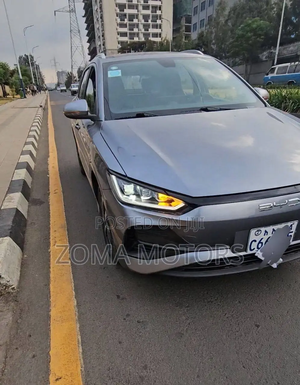 BYD E2 43 kWh 94 hp FWD 2024 Gray