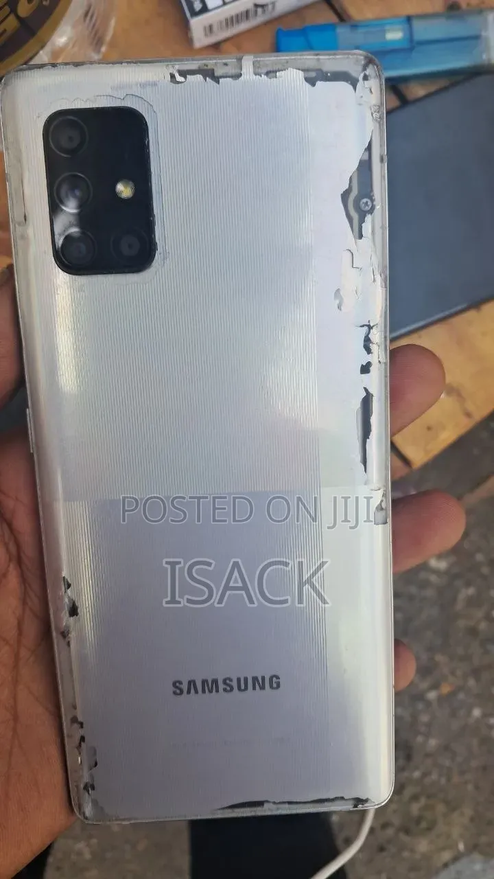 Samsung Galaxy A Quantum 128 GB White