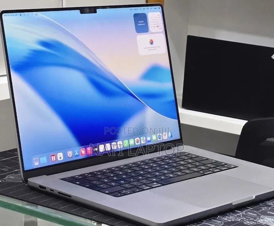 New Laptop Apple MacBook Pro 2021 M1 Max 32GB Apple M1 Max SSD 512GB