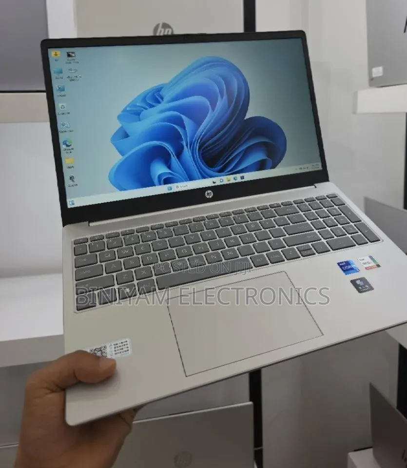 New Laptop HP Stream Notebook 16GB Intel Core i7 SSD 512GB