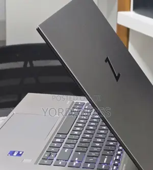 New Laptop HP ZBook 14 G2 32GB Intel Core i9 SSD 512GB