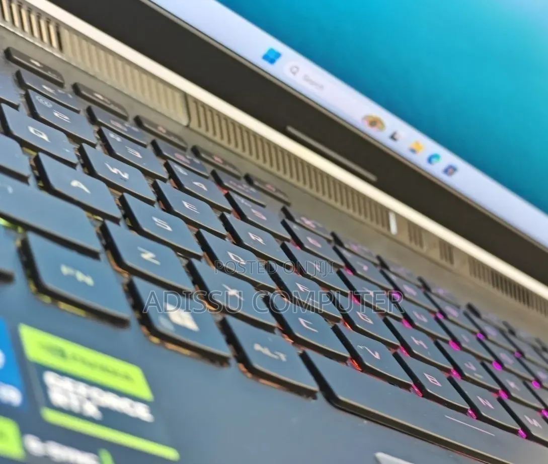 New Laptop Asus ROG Strix G15 16GB Intel Core i7 SSD 1T
