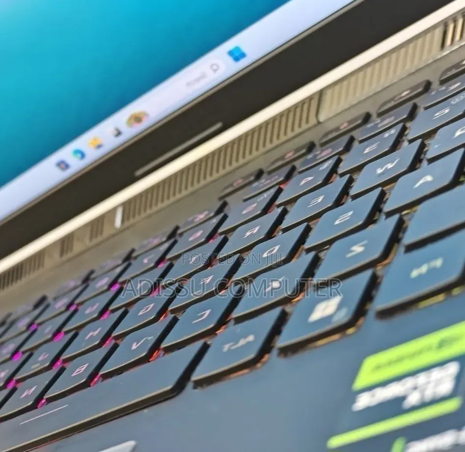 New Laptop Asus ROG Strix G15 16GB Intel Core i7 SSD 1T