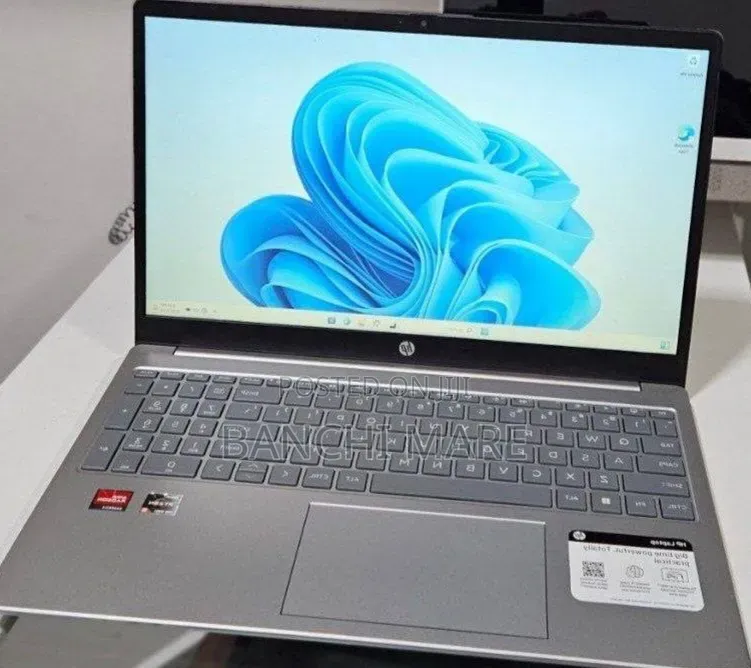 New Laptop HP Stream Notebook 16GB AMD Ryzen 5 SSD 256GB