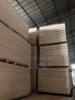 Plywood Safaria