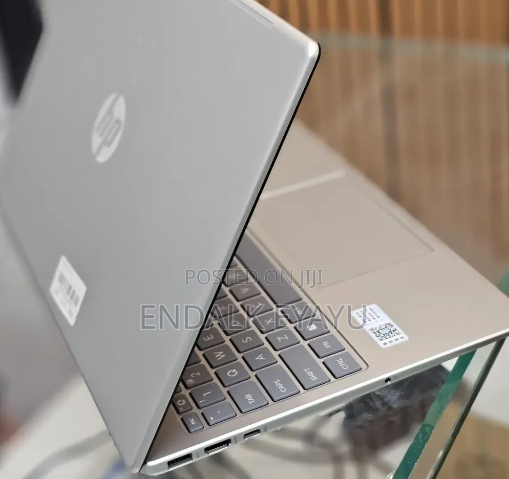 New Laptop HP 16GB Intel Core i7 SSD 1T