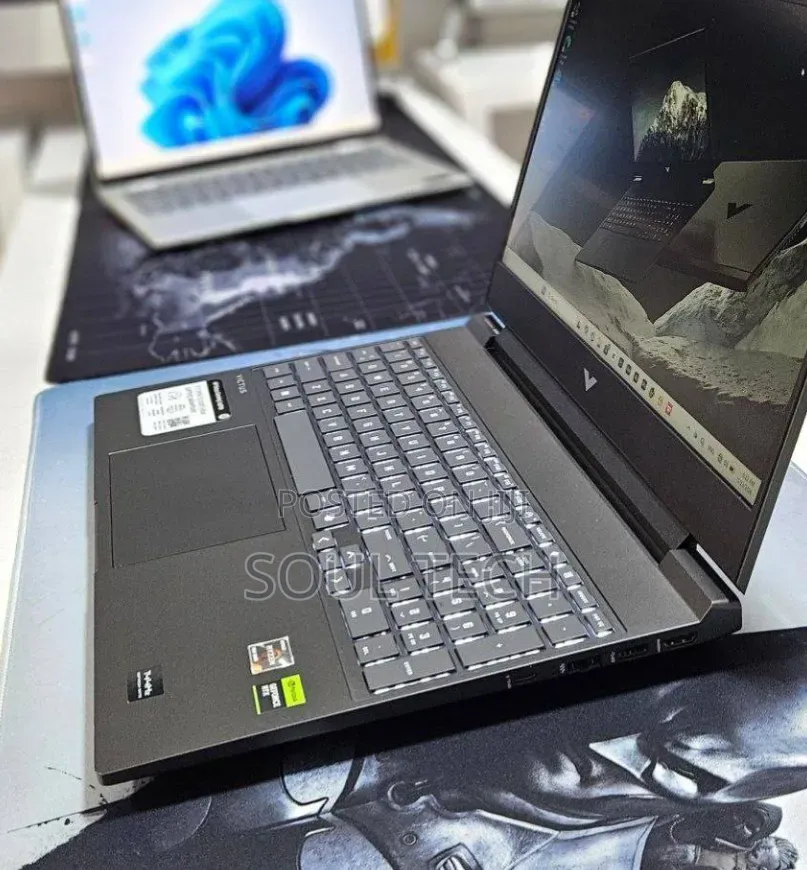 New Laptop HP Victus 15 16GB AMD Ryzen 7 SSD 512GB