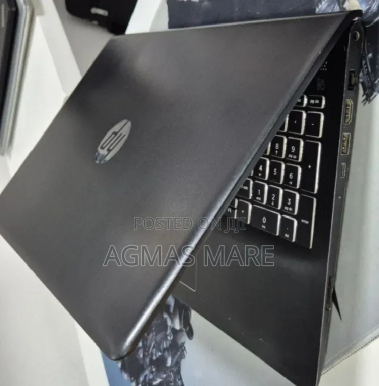 New Laptop HP Pavilion Power 15 8GB Intel Core i7 SSD 256GB