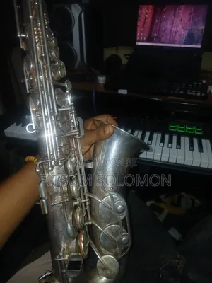 Selmer Bundy II Alto Saxophone