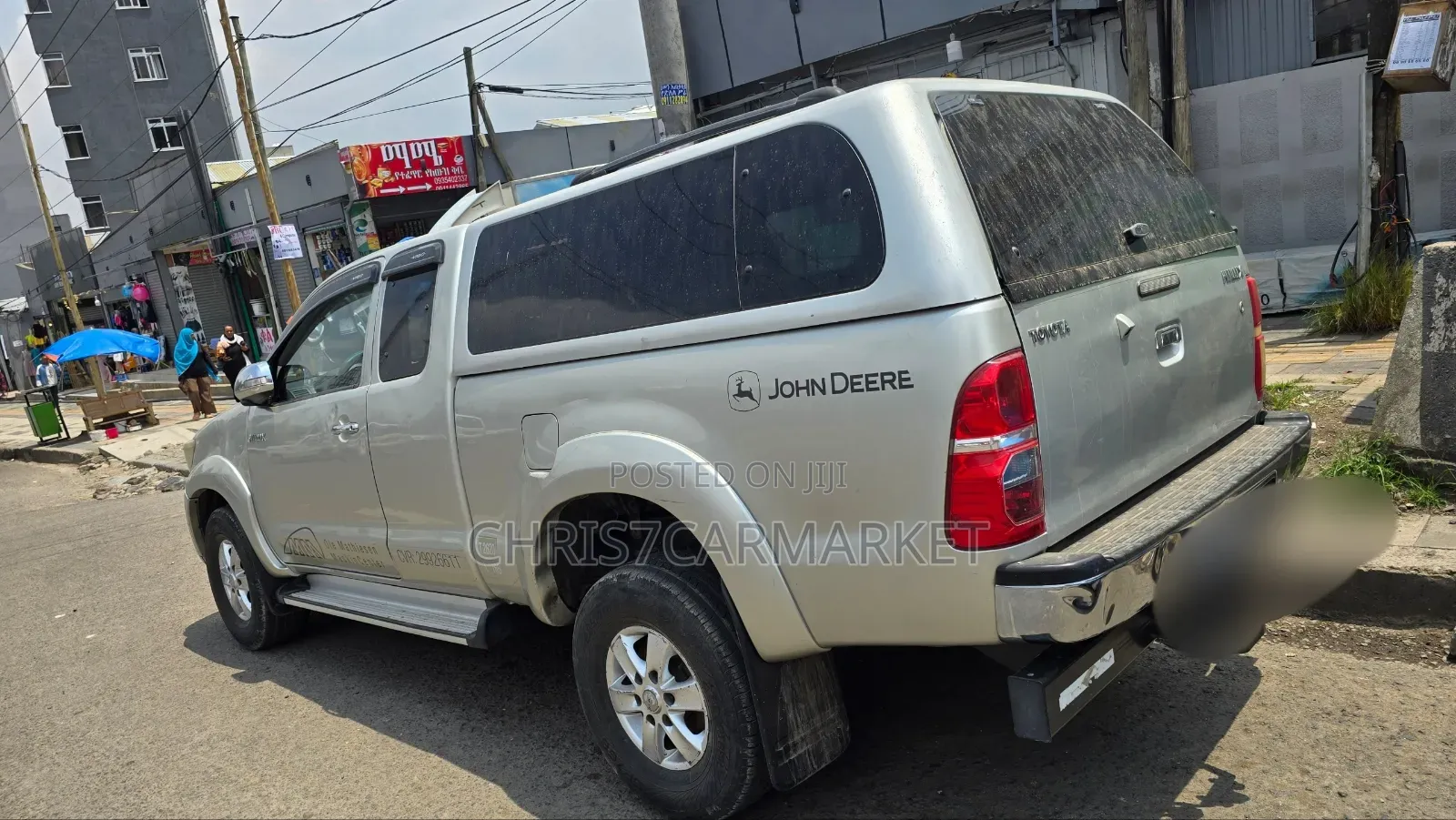 Toyota Hilux 2012 Gold