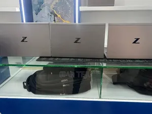 New Laptop HP ZBook Firefly 15 G7 16GB Intel Core i7 SSD 512GB