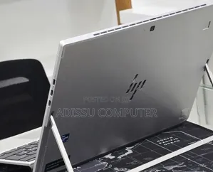 New Laptop HP 240 G5 8GB Intel Core i5 SSD 256GB