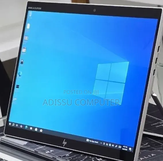New Laptop HP 240 G5 8GB Intel Core i5 SSD 256GB