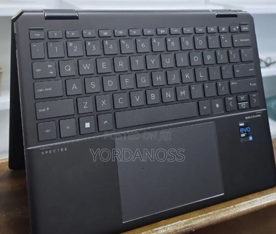 New Laptop HP Spectre X360 16GB Intel Core i7 SSD 512GB