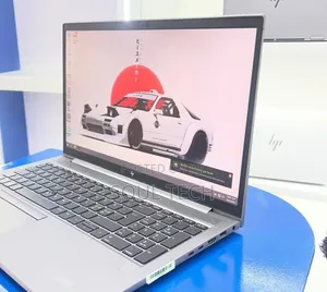 New Laptop HP ZBook Firefly G8 16GB Intel Core i7 SSD 512GB