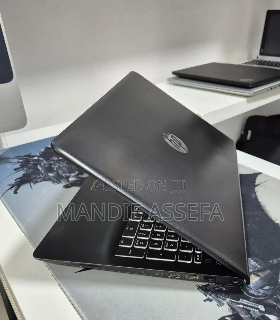 New Laptop HP Pavilion Power 15 8GB Intel Core i7 SSD 256GB